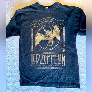 Led Zeppelin T shirt Mems Medium Black 1975 Madison Square Garden
